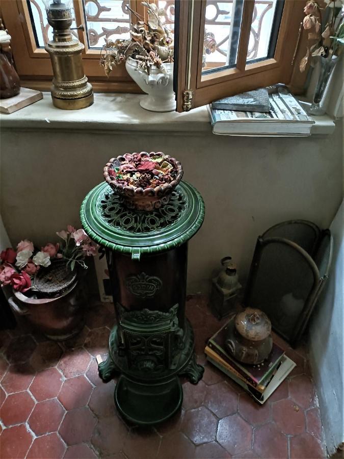 A L'Etape Des Randonneurs (Adults Only) Bed and Breakfast Saignon Buitenkant foto