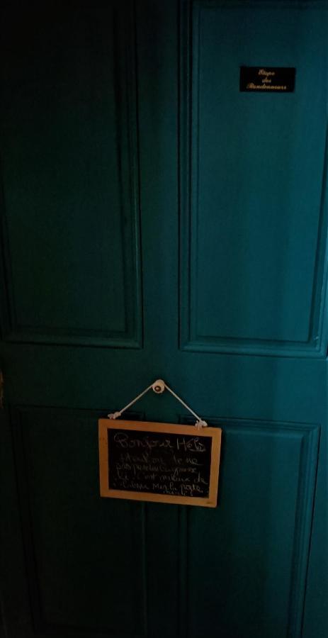A L'Etape Des Randonneurs (Adults Only) Bed and Breakfast Saignon Buitenkant foto